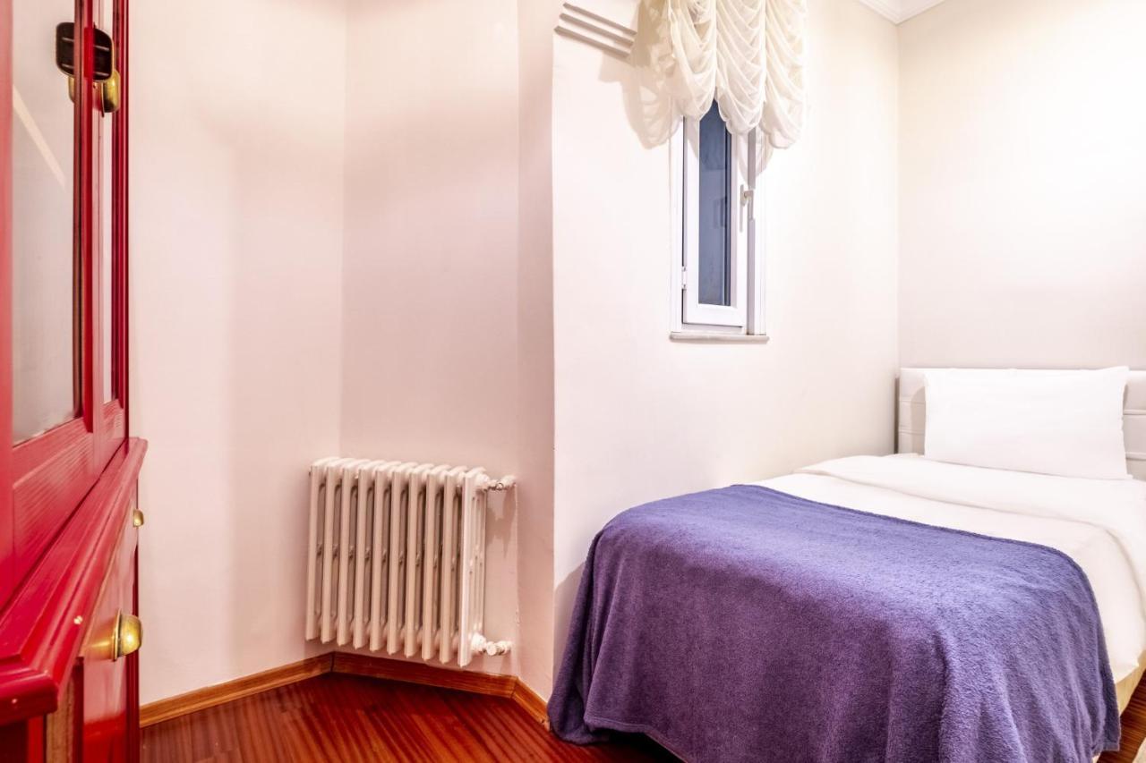 Centrally Located Apartment With Balcony In Sisli Istanboel Buitenkant foto